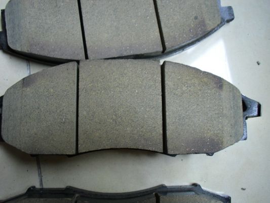 D1060-VK190 সেমি মেটালিক ব্রেক প্যাড Nissan Paladin জন্য সেমি মেটালিক Teana J31