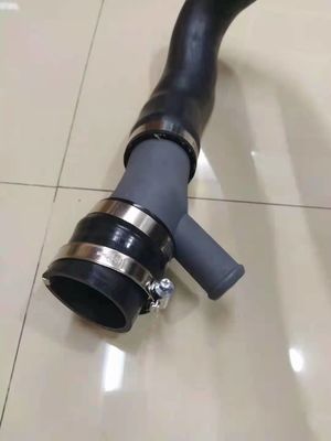 LR024305 ইন্টারকুলার থ্রোটল বডি নল Evoque L538 থ্রোটল বডি এয়ার ইনটেক নল