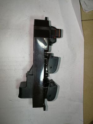 84820-0K010 টয়োটা হিলাক্স ভিগো ডান হাতের ড্রাইভের জন্য পাওয়ার উইন্ডো নিয়ন্ত্রক সুইচ
