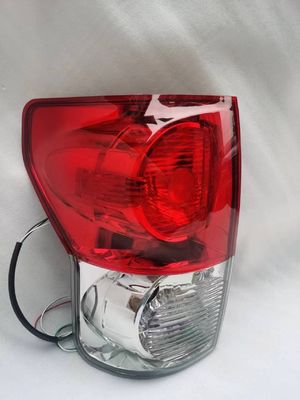টয়োটা টুন্ড্রা 07-09 81560-0C070 2006- ভোল্টেজ 12V বছরের জন্য 12 ভোল্টের পিছনের আলো 2006- 12V
